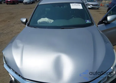 2017 Honda Accord Sport z USA, uszkodzony, nr VIN 1HGCR2F56HA196373